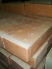 Продам в Жодино половинки кирпича